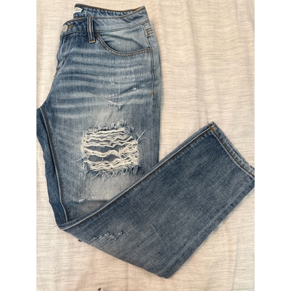 Daytrip Women's Straight Leg Jeans - Distressed Blue